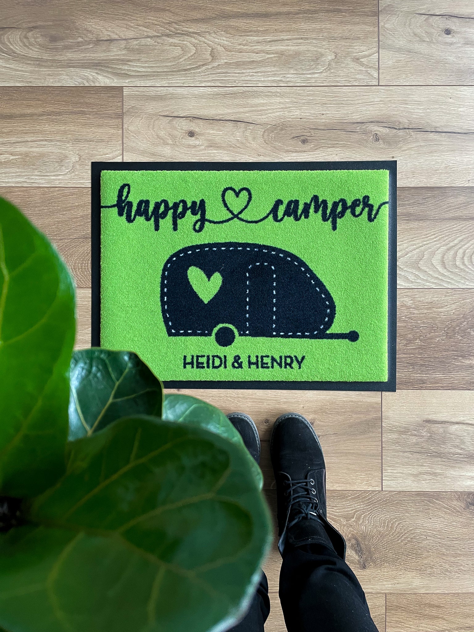 Personalisierte Fußmatte camper in grün